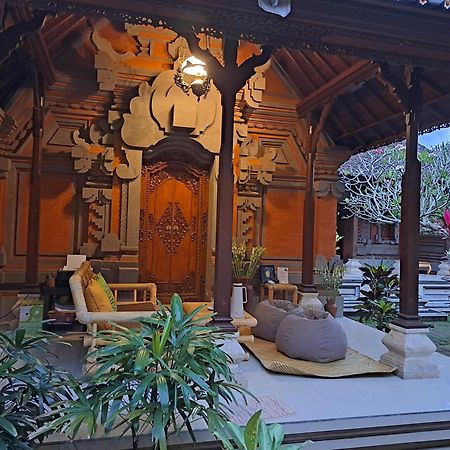 Sahadewa House Hotel Ubud  Ngoại thất bức ảnh