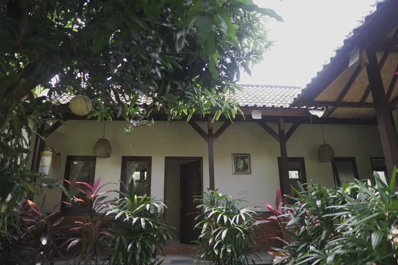 Sahadewa House Hotel Ubud  Ngoại thất bức ảnh