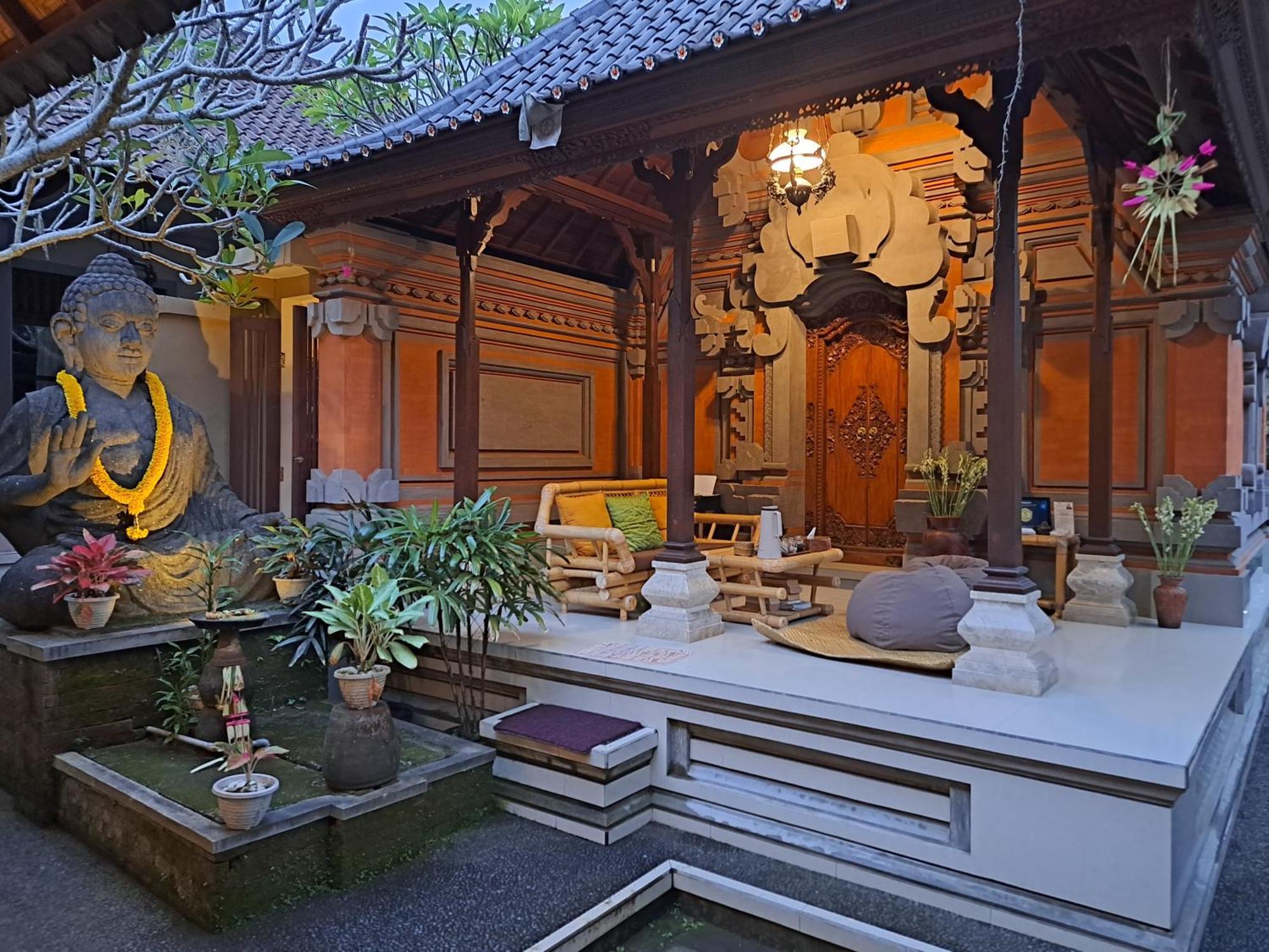 Sahadewa House Hotel Ubud  Ngoại thất bức ảnh