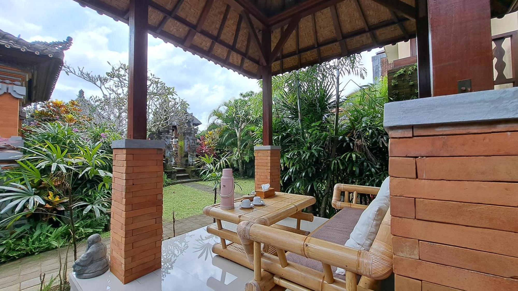 Sahadewa House Hotel Ubud  Ngoại thất bức ảnh